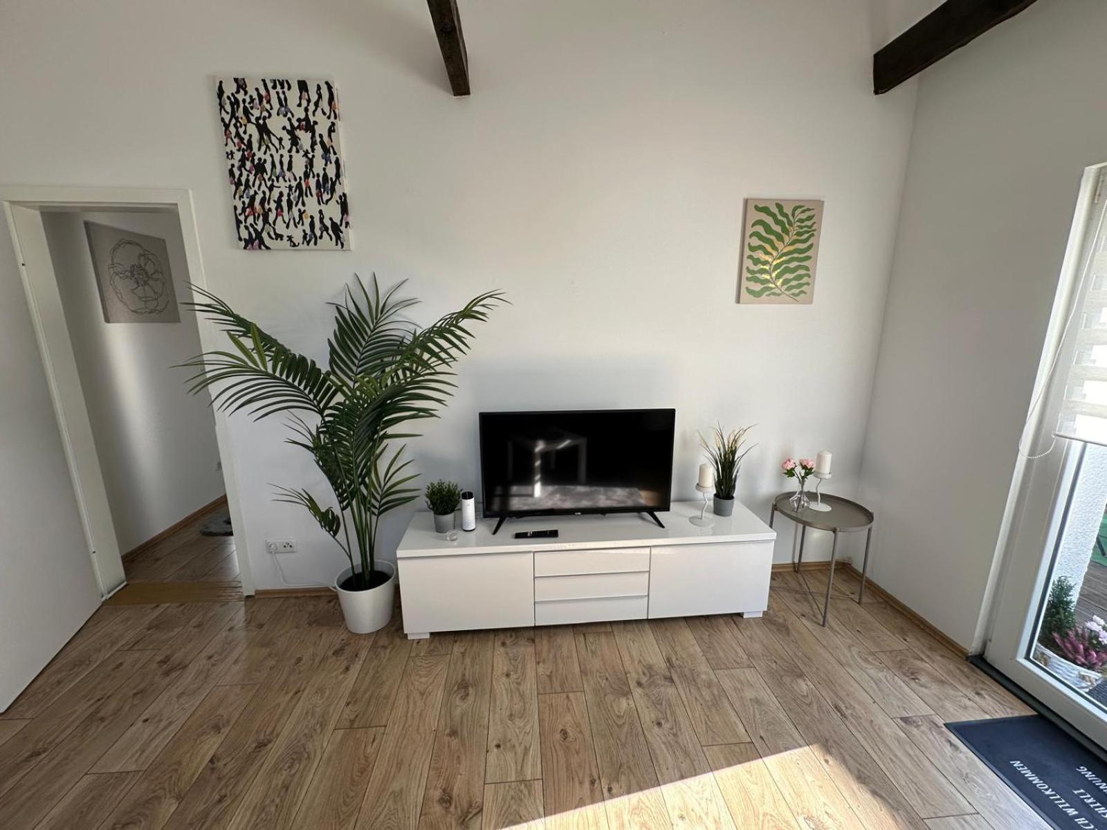 Apartment Mola Apartments-charmante Im Zentrum Fuer 3 Personen-grosse Dachterrasse-grill-gratis Parken-wlan Herdecke